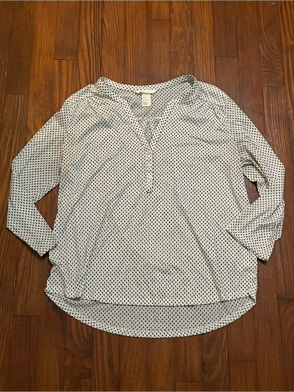 H&M White V-Neck Blouse with Black Print